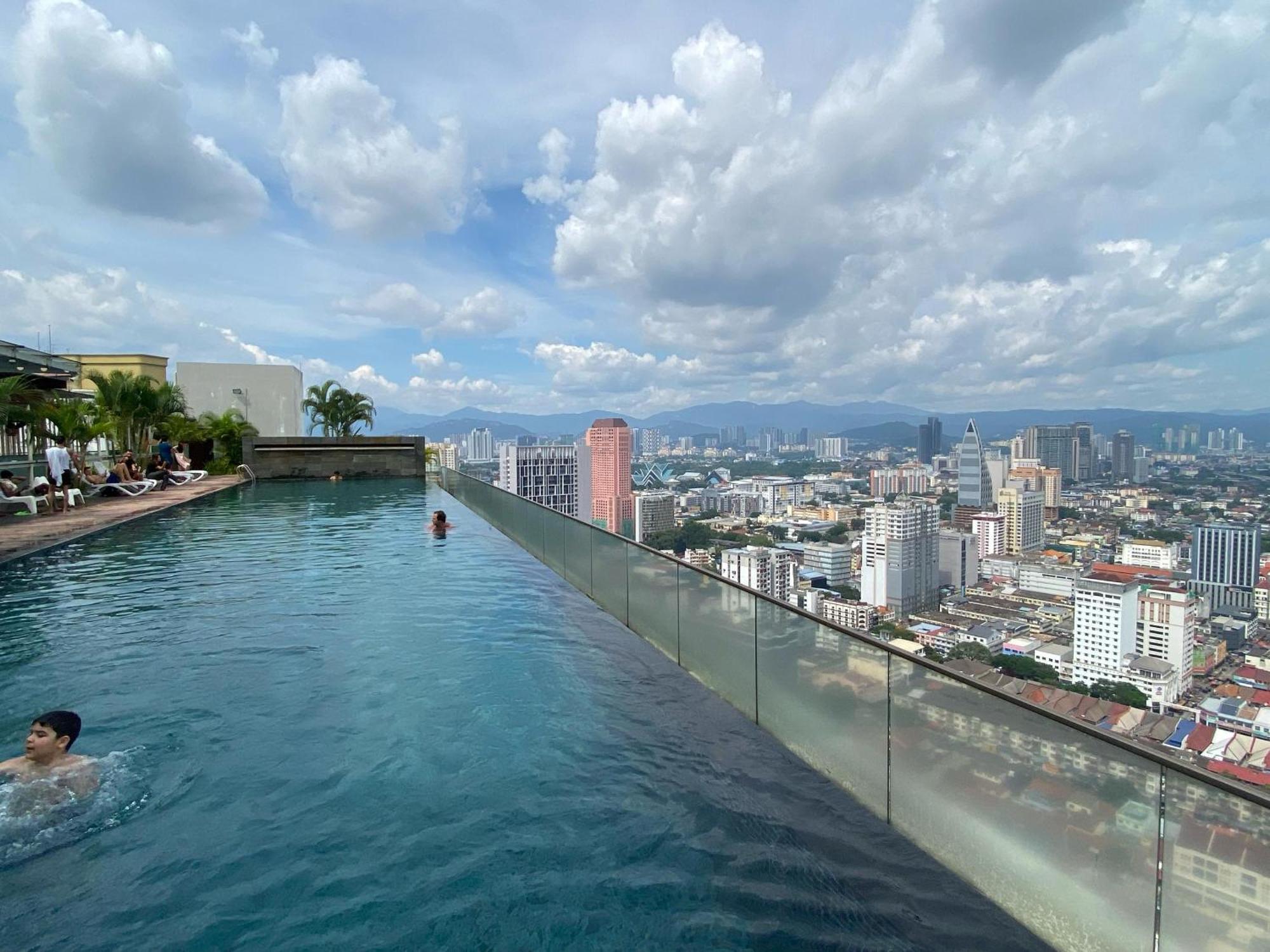 Skyfloat Infinity Hostel Kuala Lumpur Exterior photo
